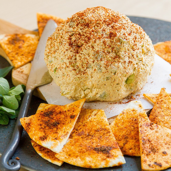 27 Cheese Ball Recipes For The Perfect Holiday Appetizer